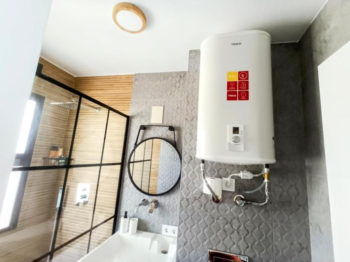 Image No.18-Studio for sale