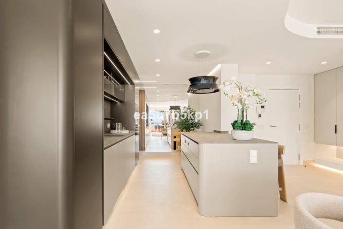 Image No.11-3 Bed Penthouse for sale