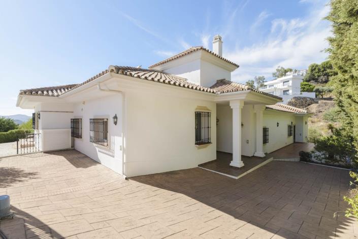 Image No.25-4 Bed Villa / Detached for sale