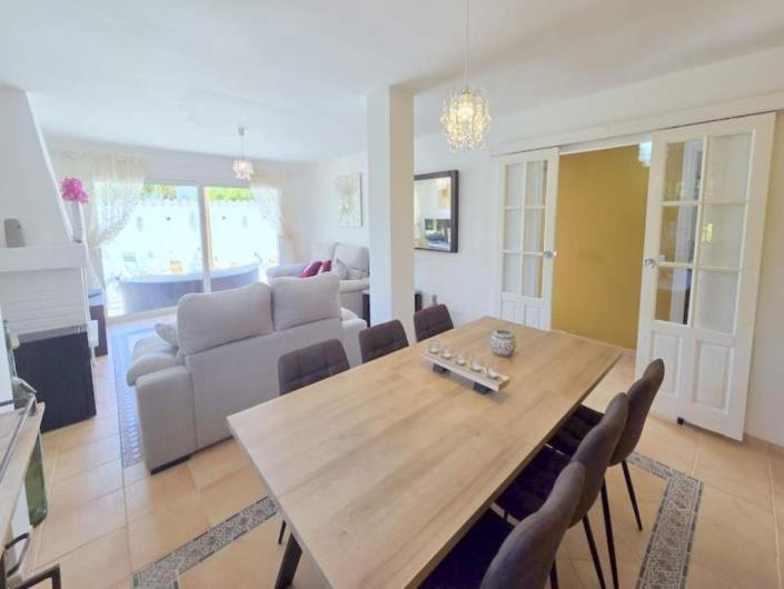 Image No.4-5 Bed Villa / Detached for sale