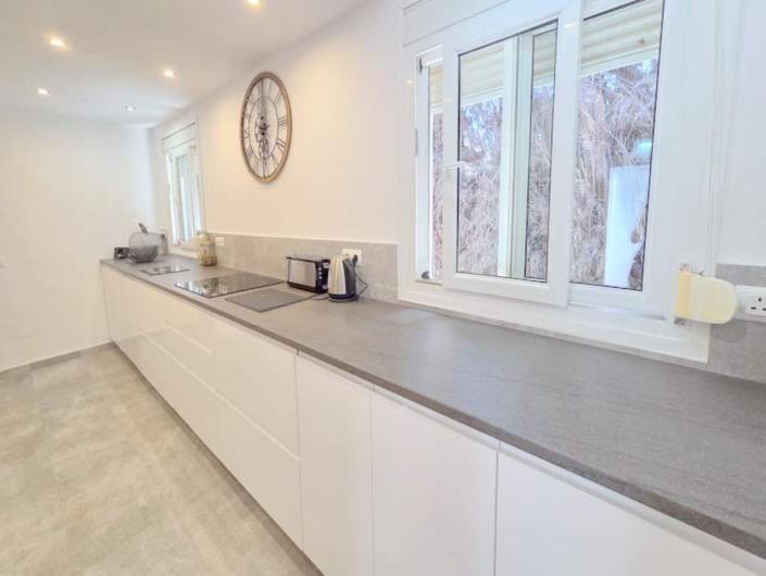 Image No.6-5 Bed Villa / Detached for sale