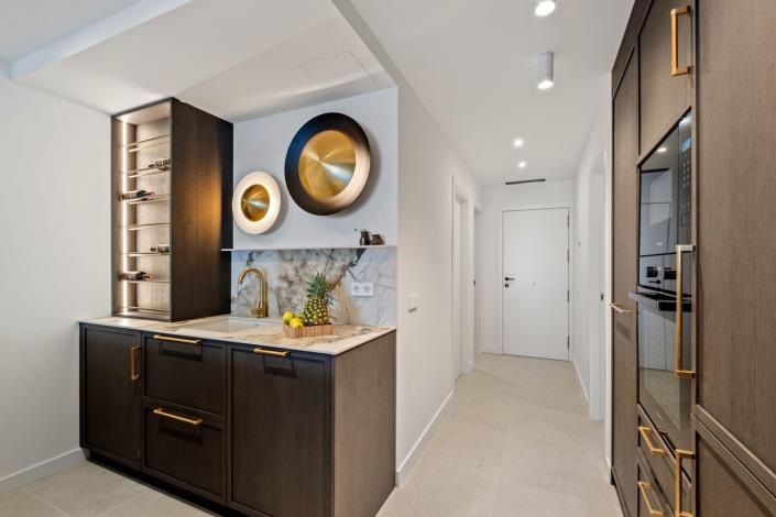 Image No.10-2 Bed Apartment for sale