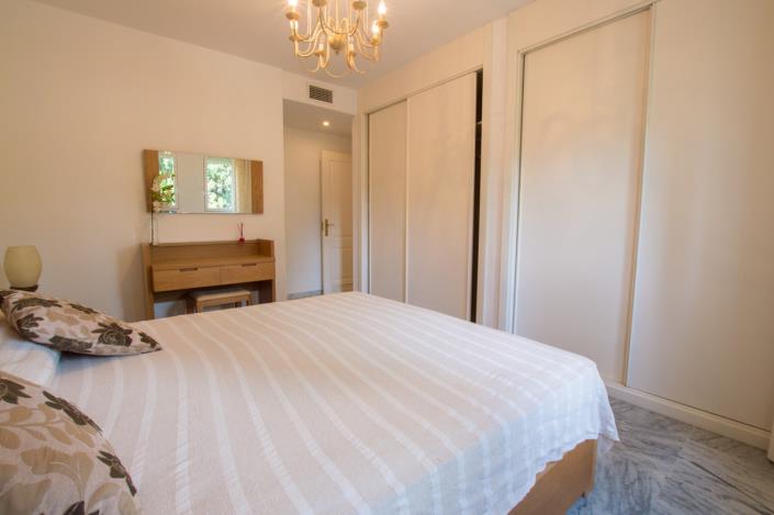 Image No.15-3 Bed Apartment for sale