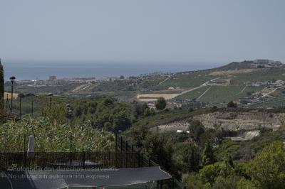 8-e64a9055bba3e77ac8aca3b893cdf826