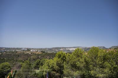 11-20939a0134ad724a8cb2a801094d15a4