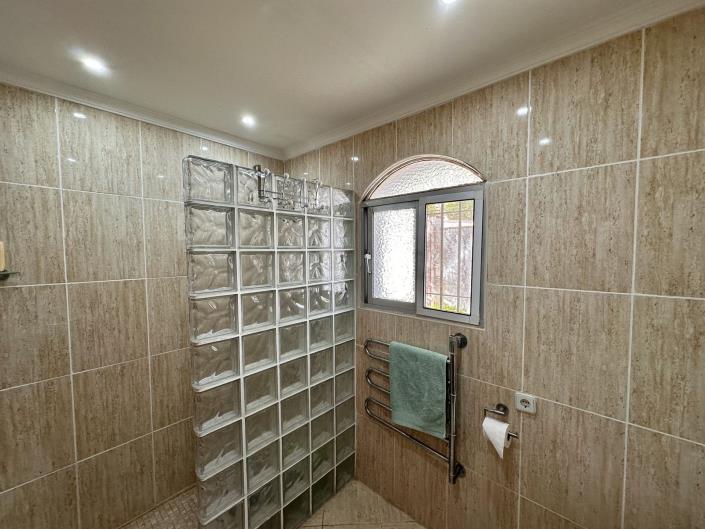 Image No.22-4 Bed House/Villa for sale