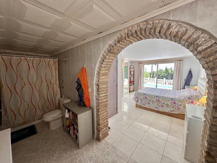 Image No.44-4 Bed House/Villa for sale