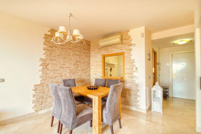 Image No.11-4 Bed Townhouse for sale