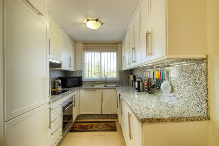 Image No.14-4 Bed Townhouse for sale