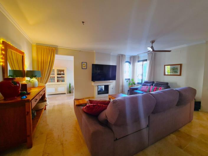 Image No.3-3 Bed Semi-Detached for sale