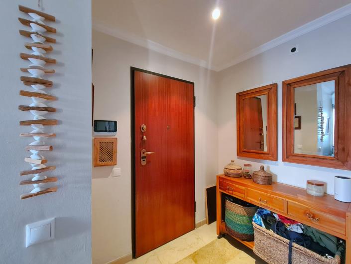 Image No.18-3 Bed Semi-Detached for sale