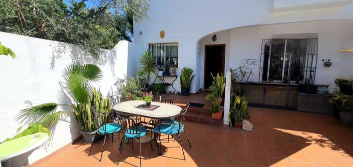 Image No.3-4 Bed Townhouse for sale