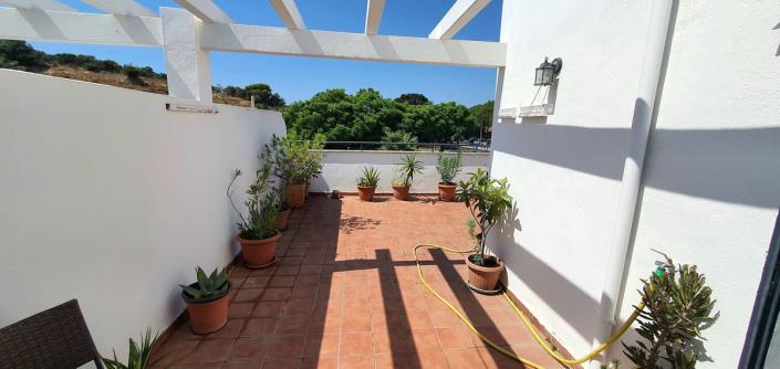 Image No.23-4 Bed Townhouse for sale