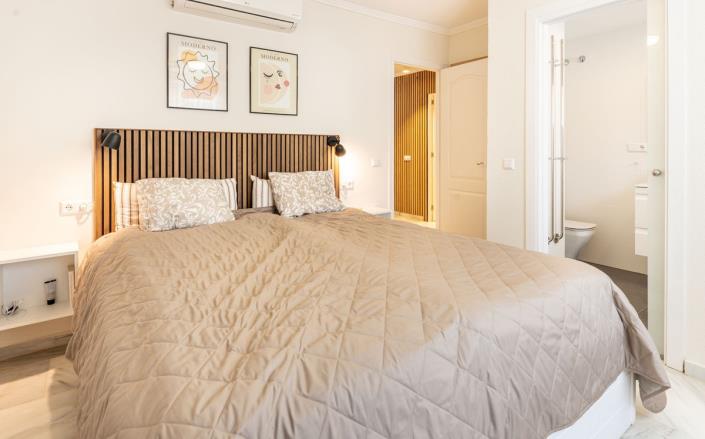 Image No.23-3 Bed Apartment for sale