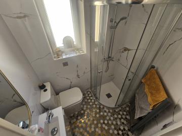 10-bb915d1cb19341576dcdc994b81ab9c5