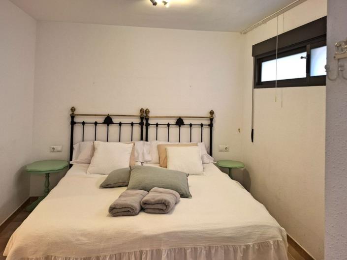 Image No.14-2 Bed Apartment for sale