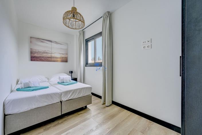 Image No.45-3 Bed Apartment for sale