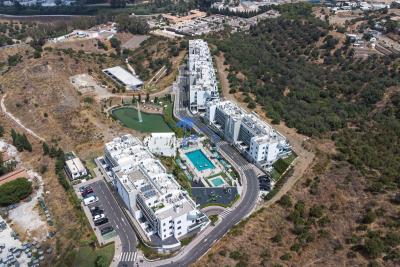 36-be7efbbd8b294061d3f27cb7c37865bb