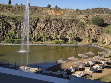 43-a8f5d713bac48f35147f2e8bcee96193