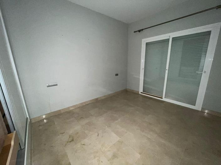 Image No.25-2 Bed Apartment for sale