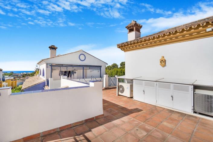 Image No.24-5 Bed Townhouse for sale