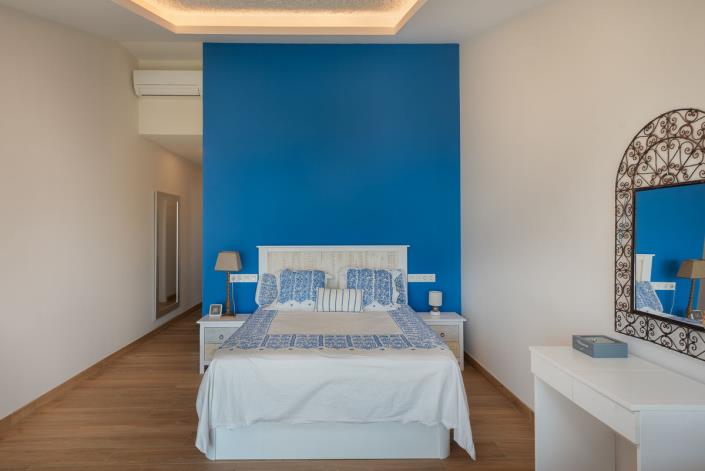 Image No.23-4 Bed Semi-Detached for sale