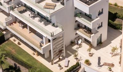 2-5bd7b9d04b45e33852eaf0ec6670150d