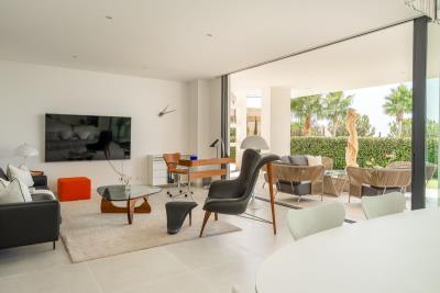 10-bb915d1cb19341576dcdc994b81ab9c5