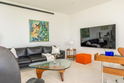 12-53013098fcab6c38b1379cd33298e050