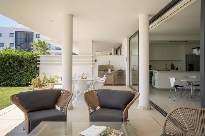 Image No.24-3 Bed Apartment for sale