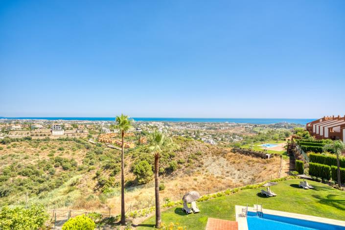 Image No.6-3 Bed Townhouse for sale