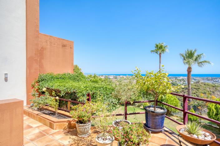 Image No.13-3 Bed Townhouse for sale