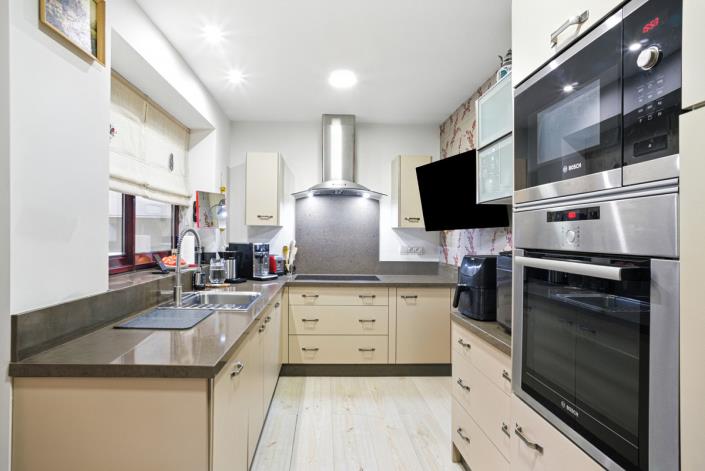 Image No.33-3 Bed Townhouse for sale