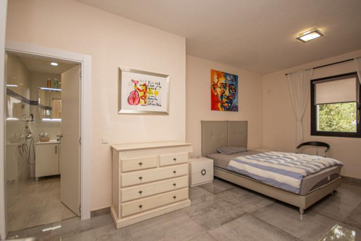 Image No.7-4 Bed Villa for sale