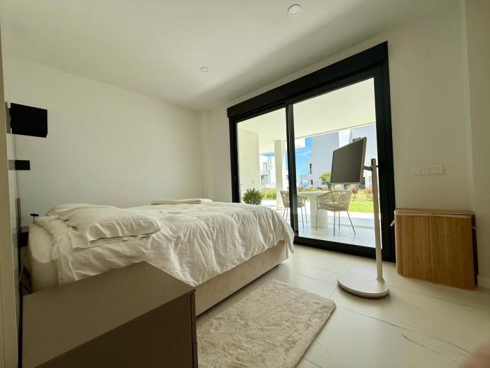 Image No.20-2 Bed Apartment for sale