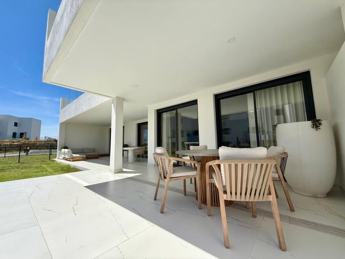 Image No.21-2 Bed Apartment for sale