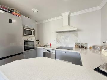 12-53013098fcab6c38b1379cd33298e050