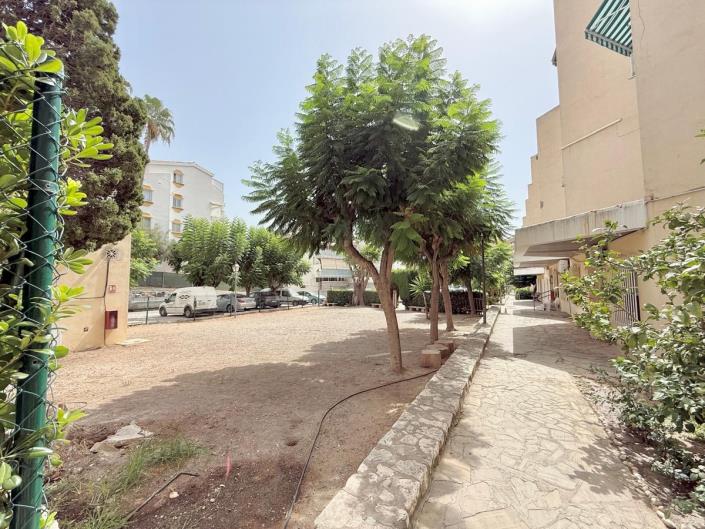 Image No.20-2 Bed Apartment for sale