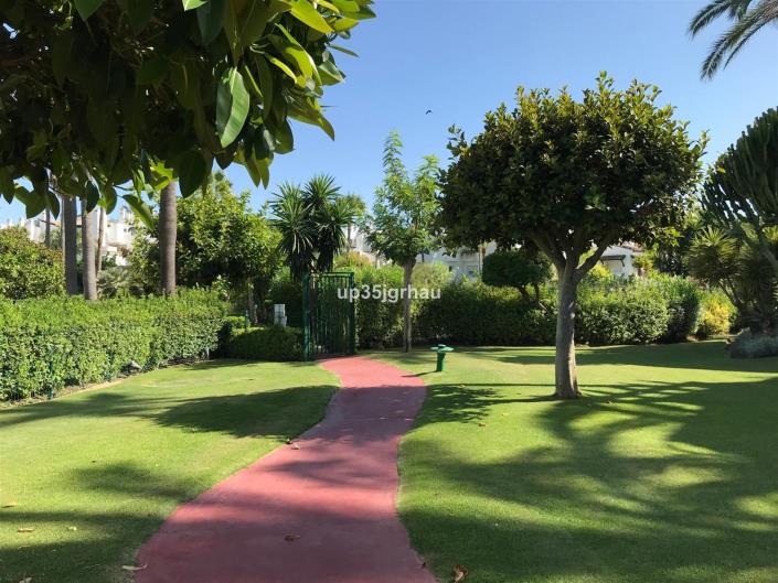 Image No.20-2 Bed Apartment for sale