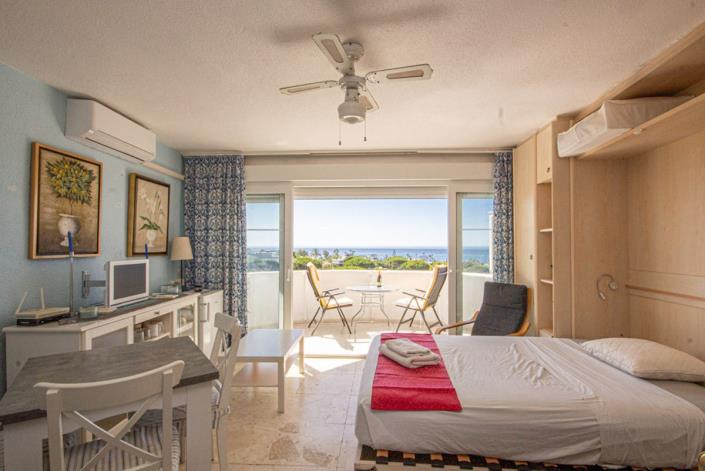 Image No.3-Studio for sale