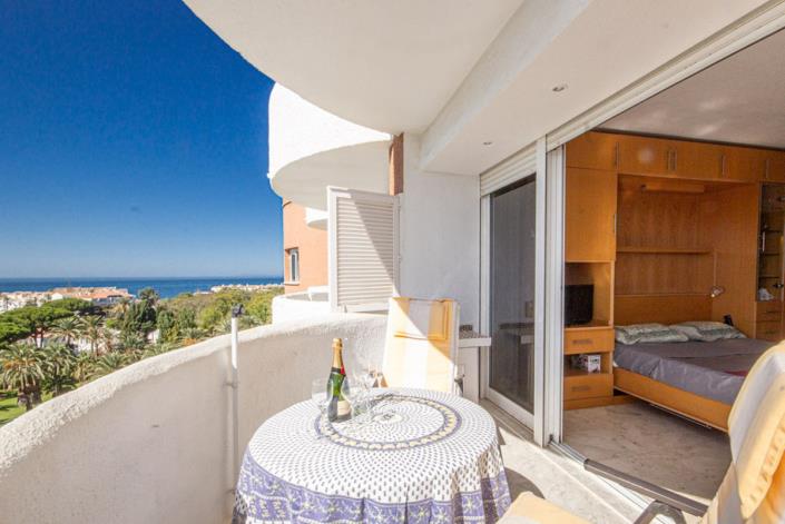 Image No.2-Studio for sale