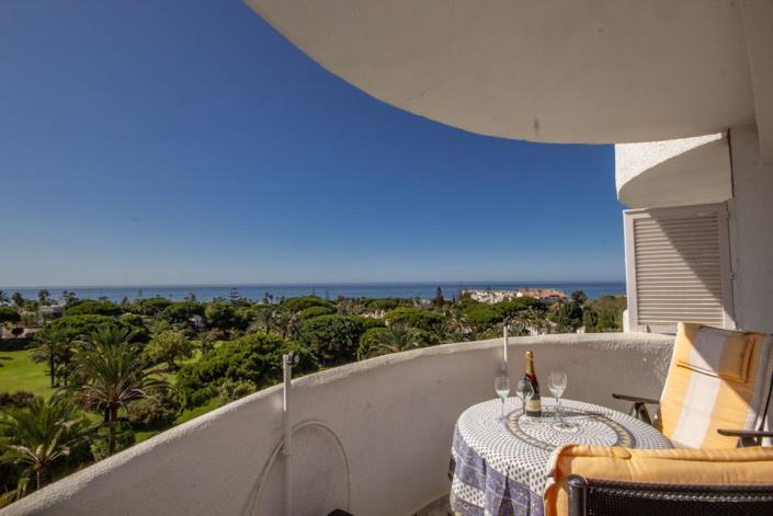 Image No.5-Studio for sale