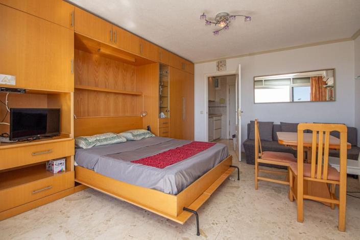 Image No.9-Studio for sale