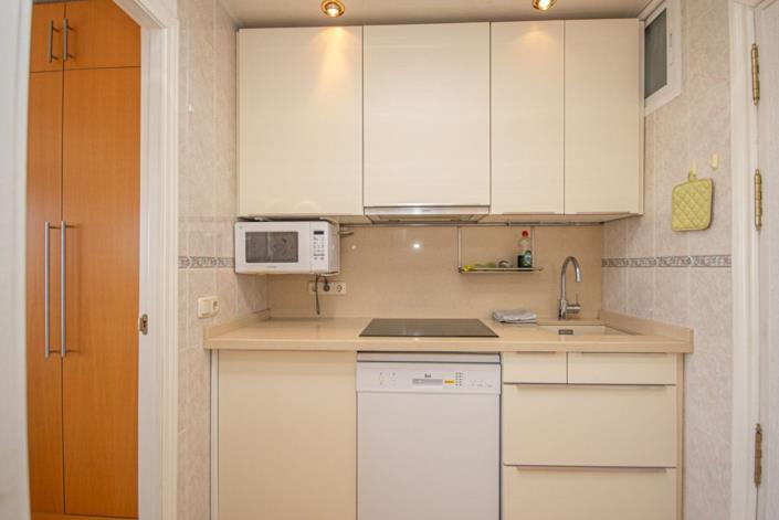 Image No.13-Studio for sale