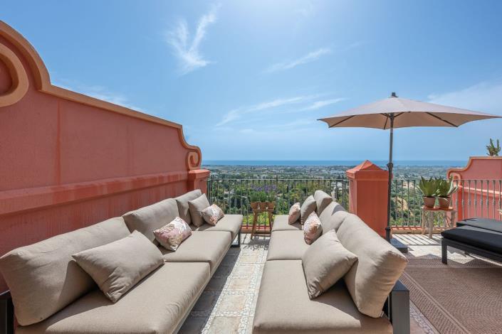 Image No.1-4 Bed Duplex for sale