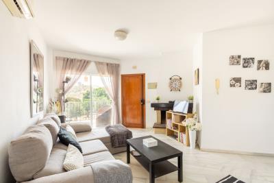 4-498bdfab4a7fcf25df40c2176acd63a0