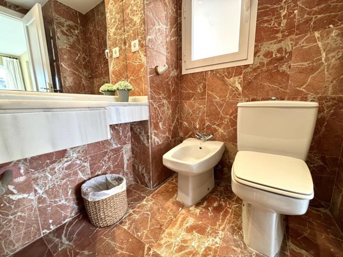 Image No.31-2 Bed Duplex for sale