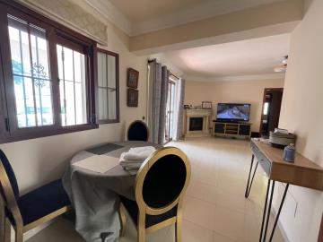 10-75bef5f12e72a6d65f05a48dacffbe42