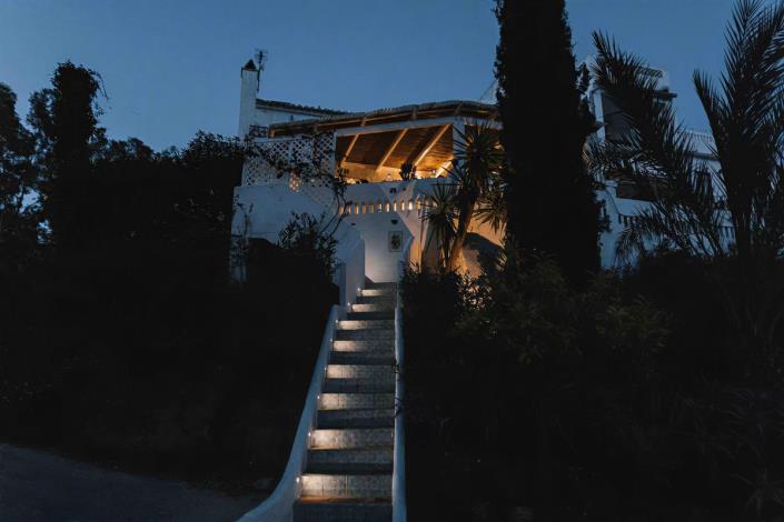 Image No.13-2 Bed Apartment for sale