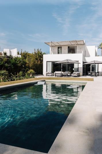 Image No.4-6 Bed Villa / Detached for sale